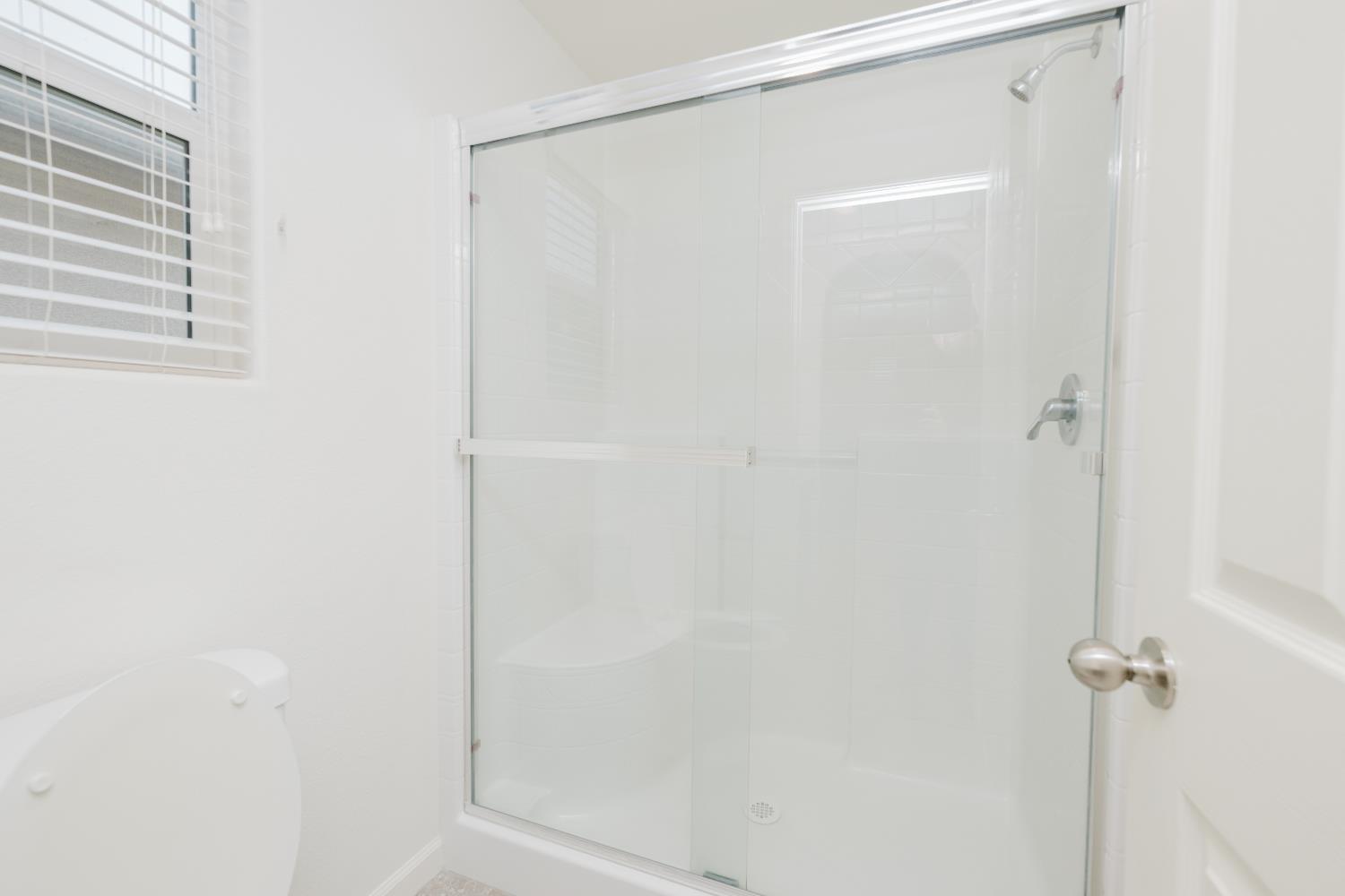 3762 Savant Ln, Clovis, CA 93619