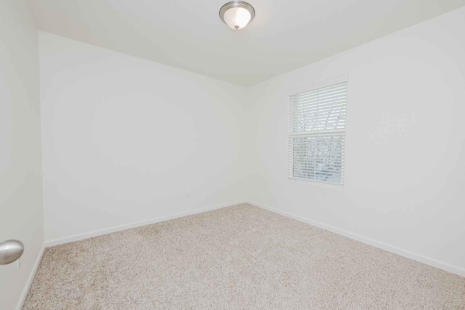 3762 Savant Ln, Clovis, CA 93619