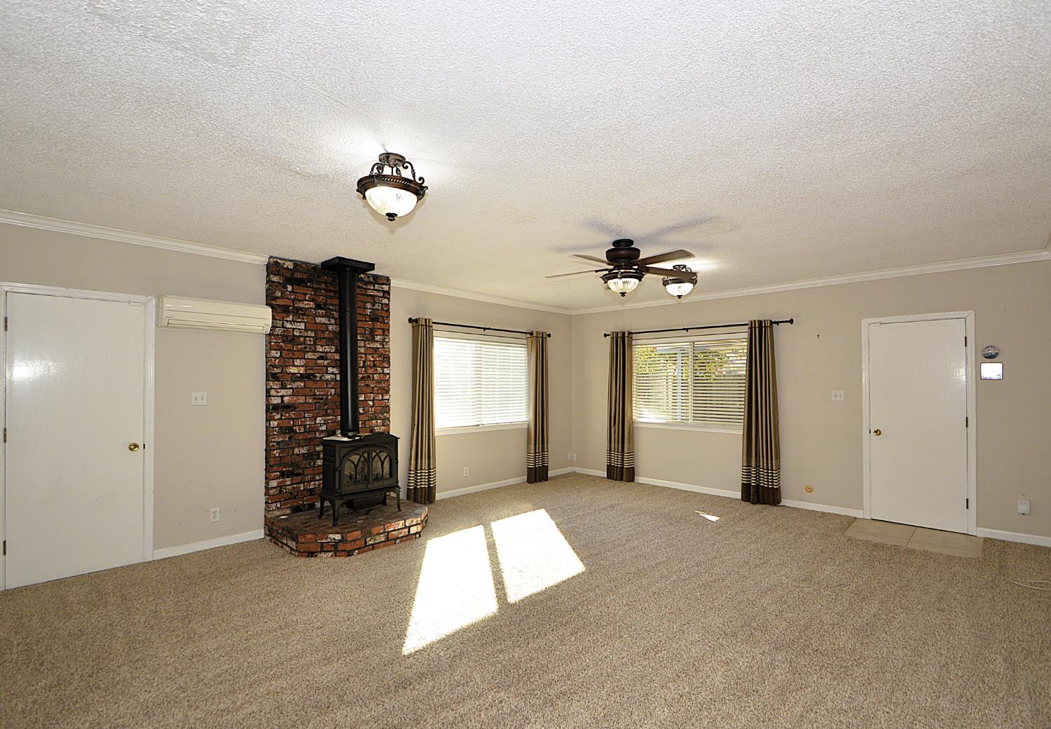 1314 Terry Ave, Clovis, CA 93612