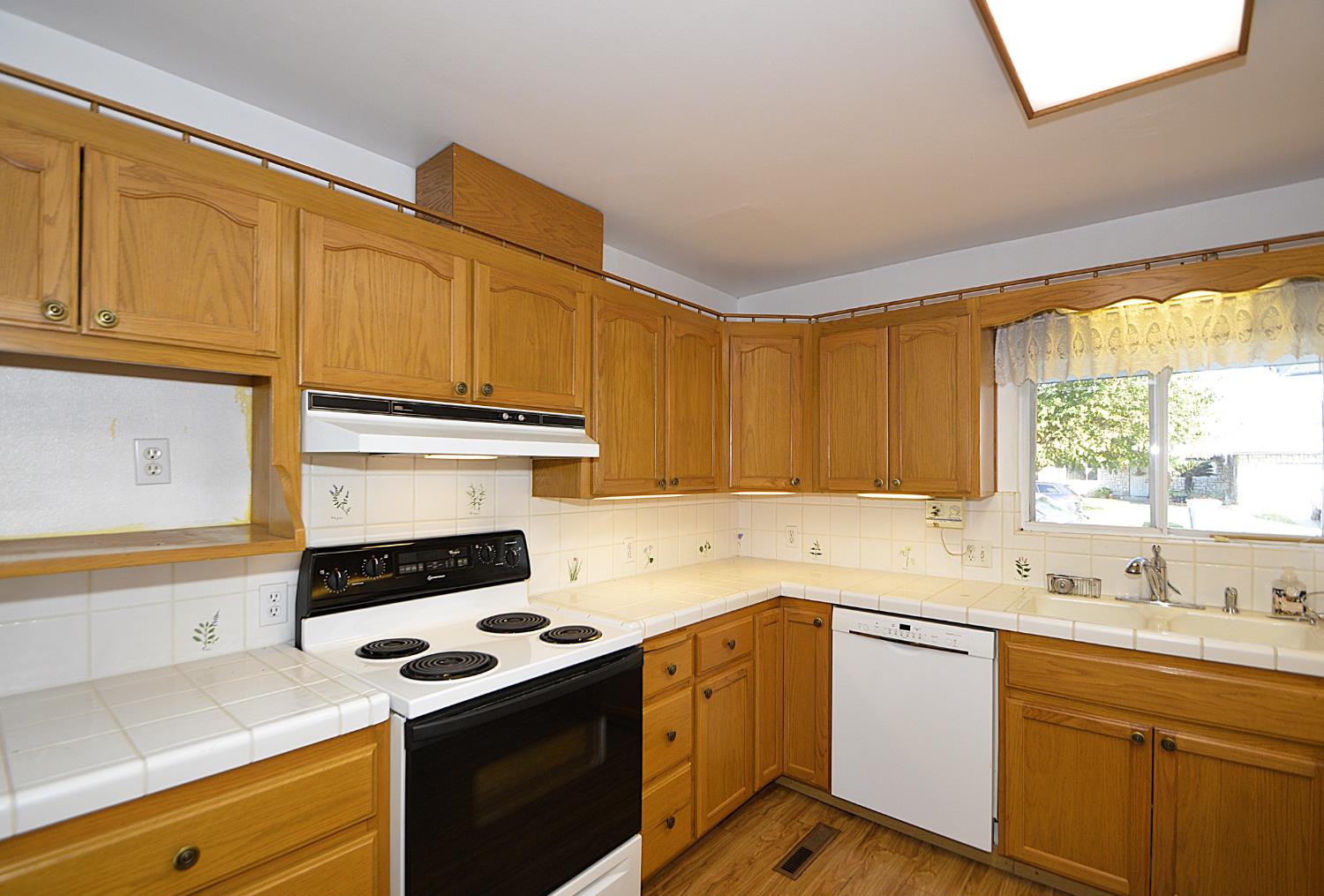 1314 Terry Ave, Clovis, CA 93612