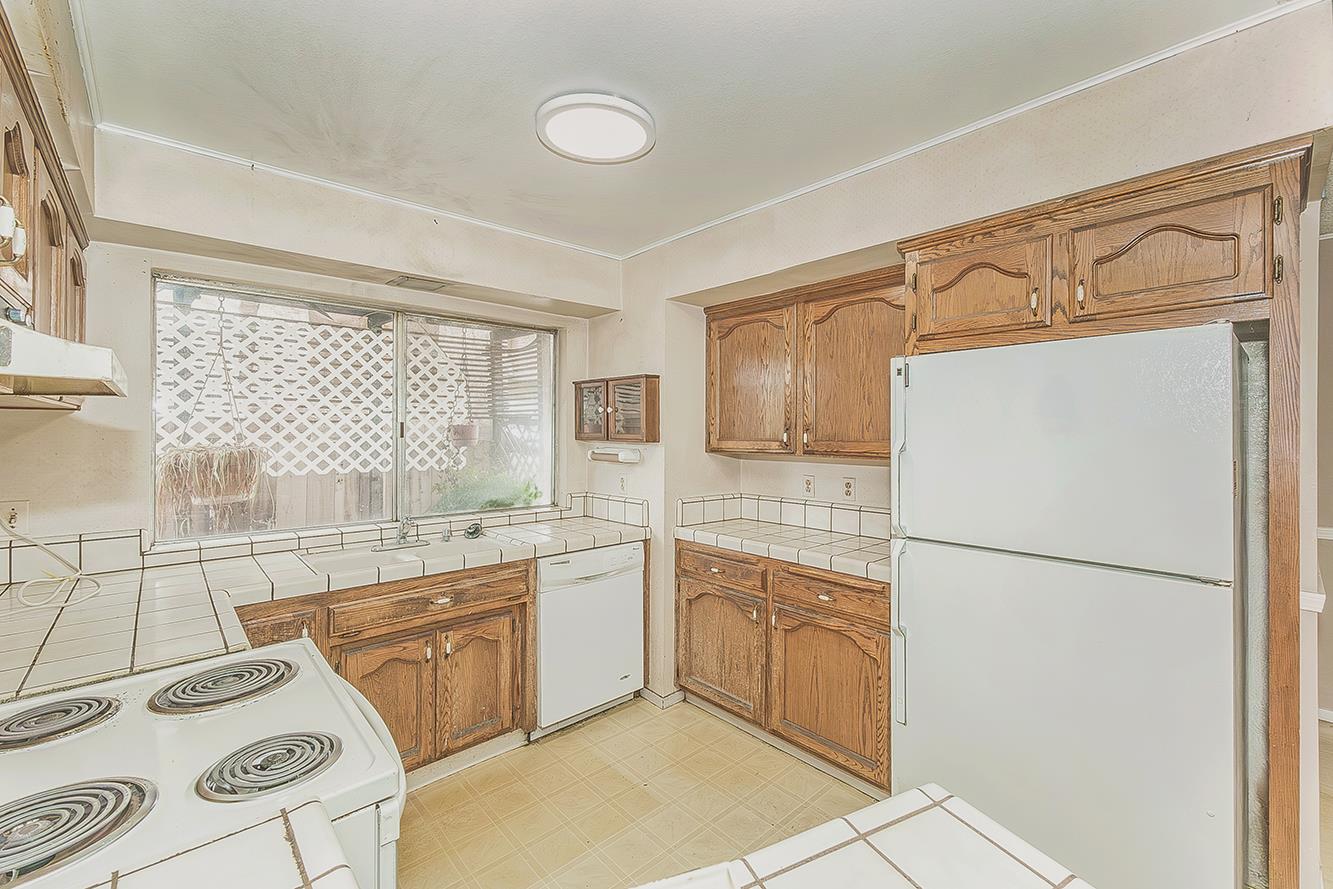 3025 Timmy Ave, Clovis, CA 93612