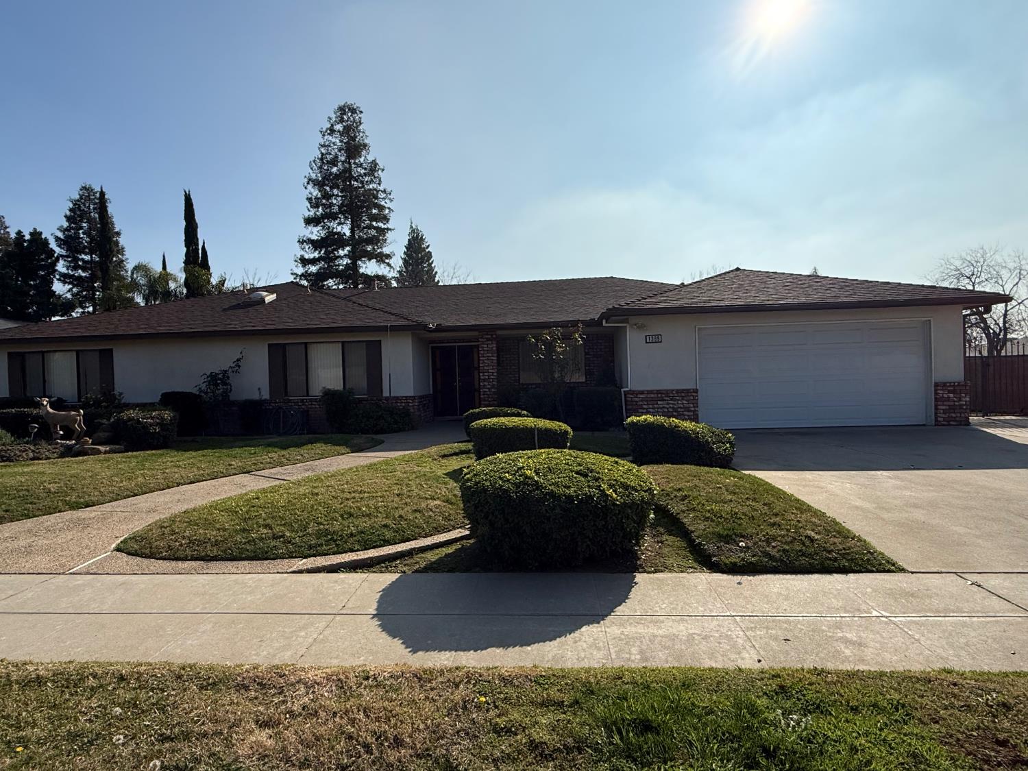 1389 W Warner Ave, Fresno, CA 93711