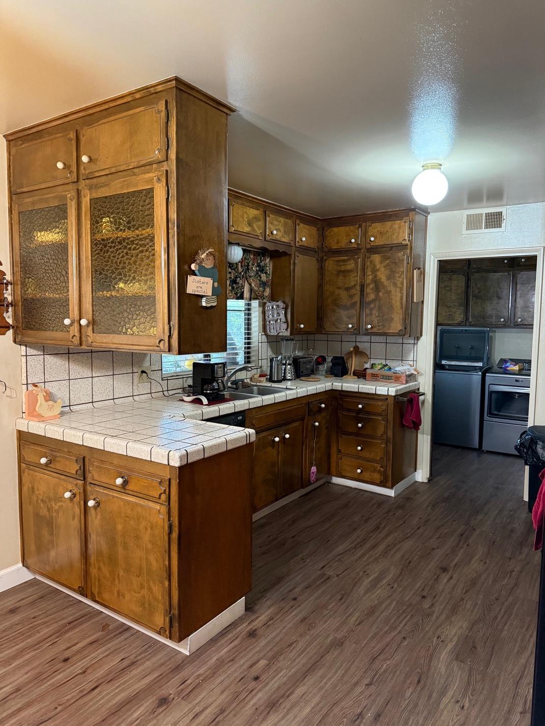 1389 W Warner Ave, Fresno, CA 93711