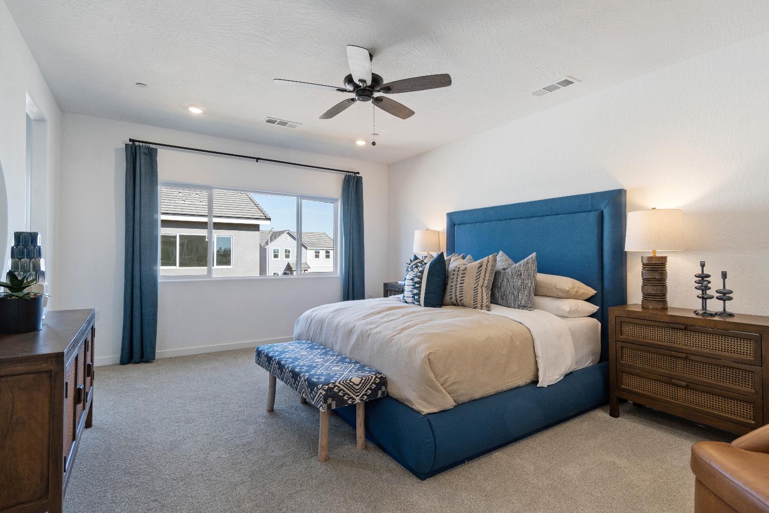 1059 Springtime Ave, Clovis, CA 93619