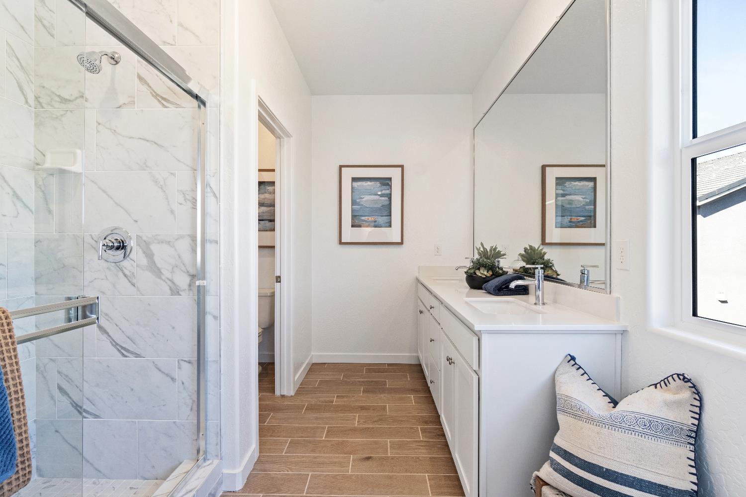 1059 Springtime Ave, Clovis, CA 93619