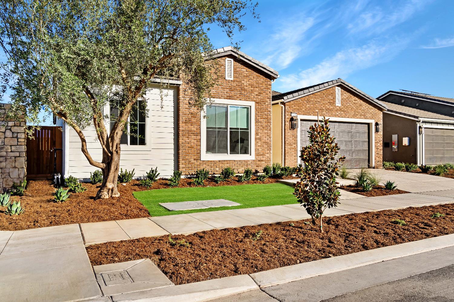 2291 N Argyle Ave, Clovis, CA 93619