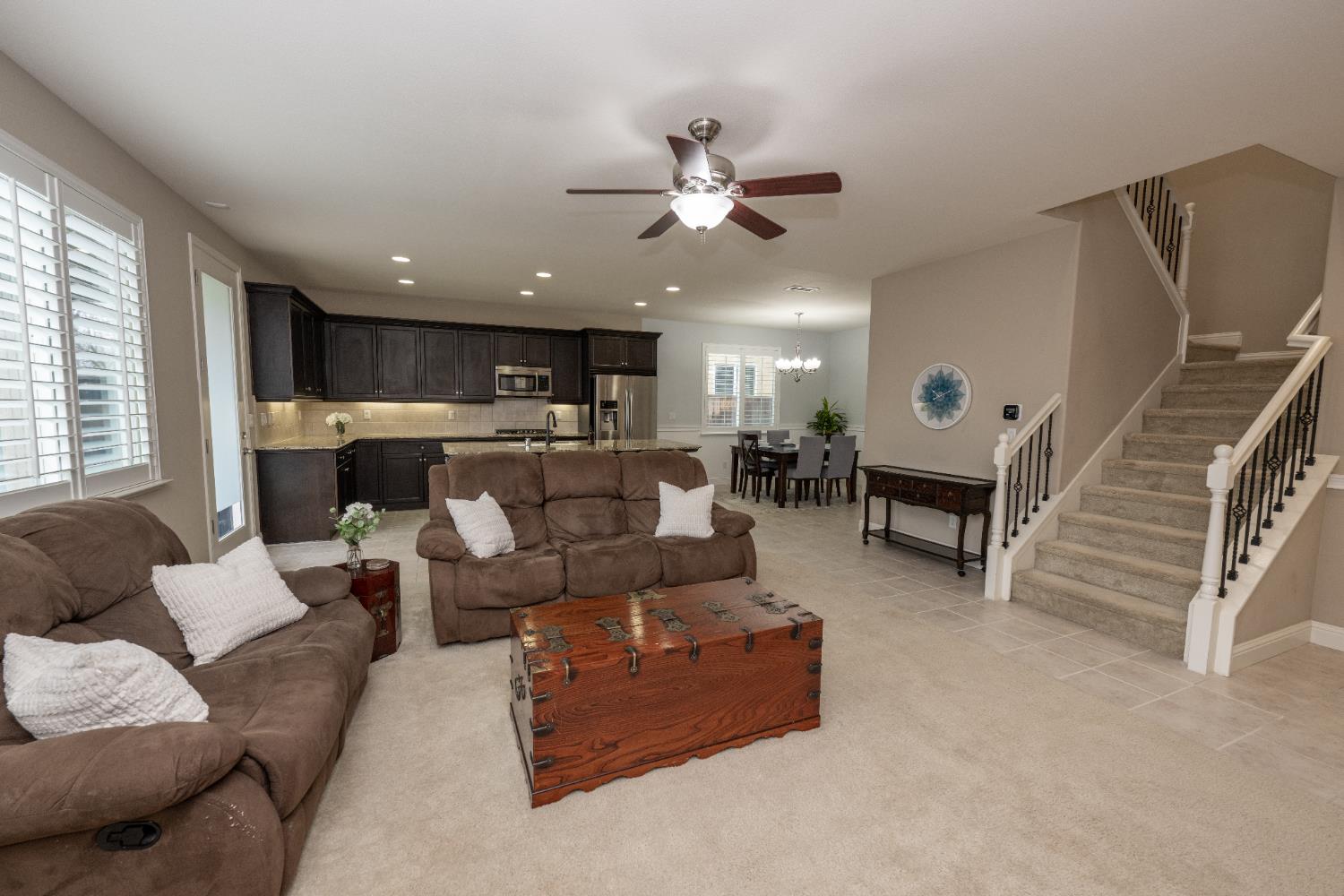 1638 N Mcpherson Ln, Clovis, CA 93619