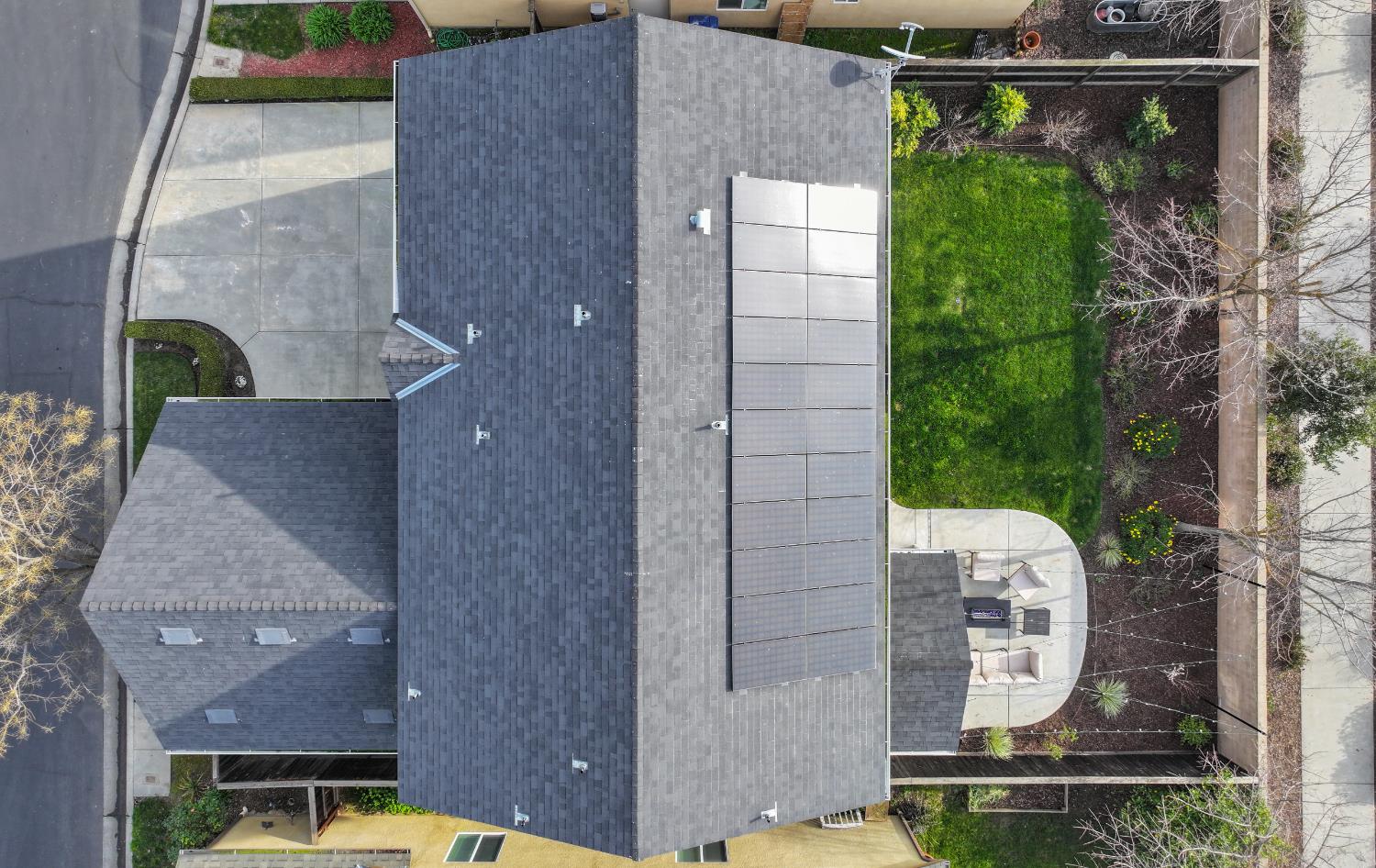 1638 N Mcpherson Ln, Clovis, CA 93619