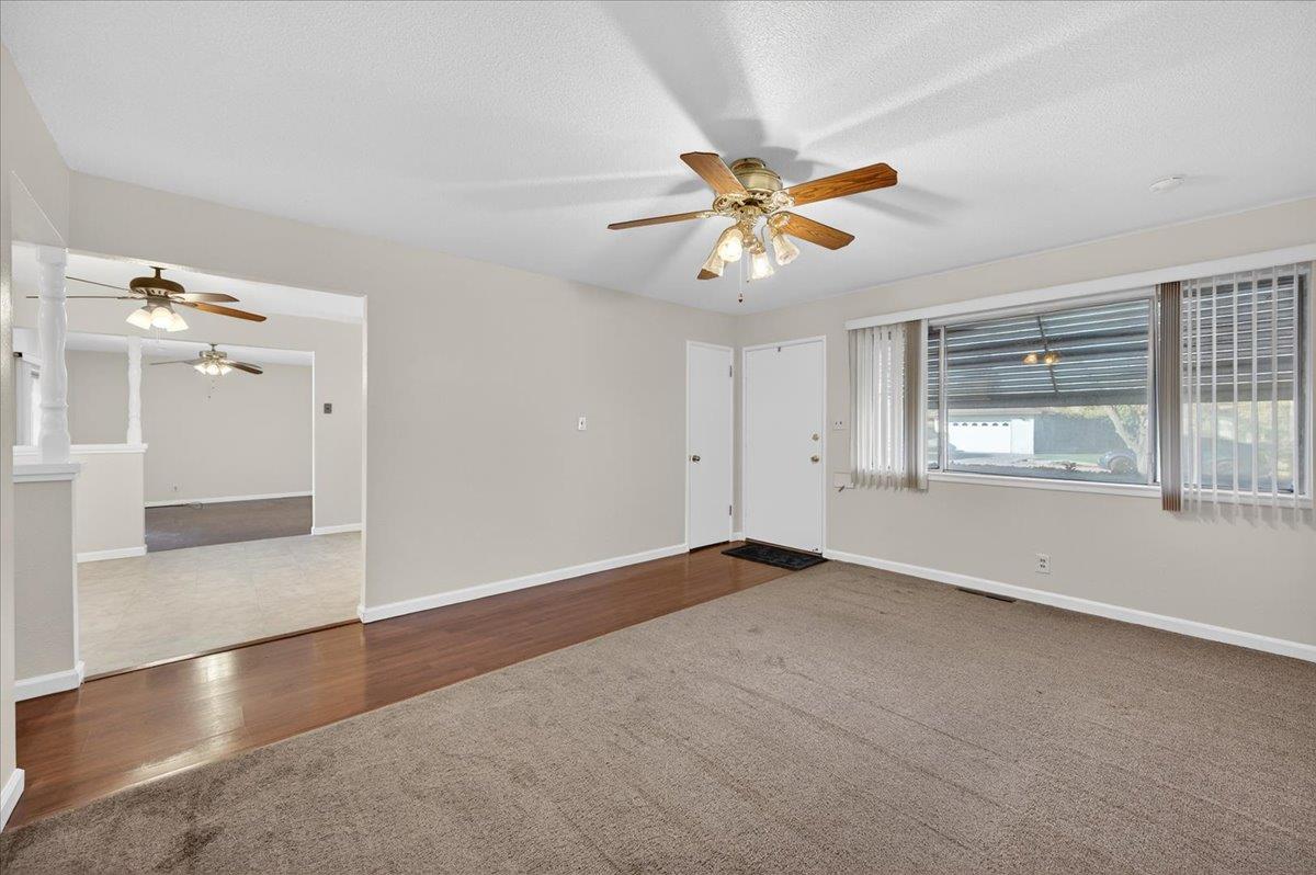 1335 Cindy Ave, Clovis, CA 93612