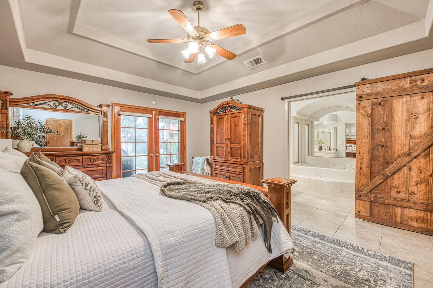 753 Bedford Ave, Clovis, CA 93611