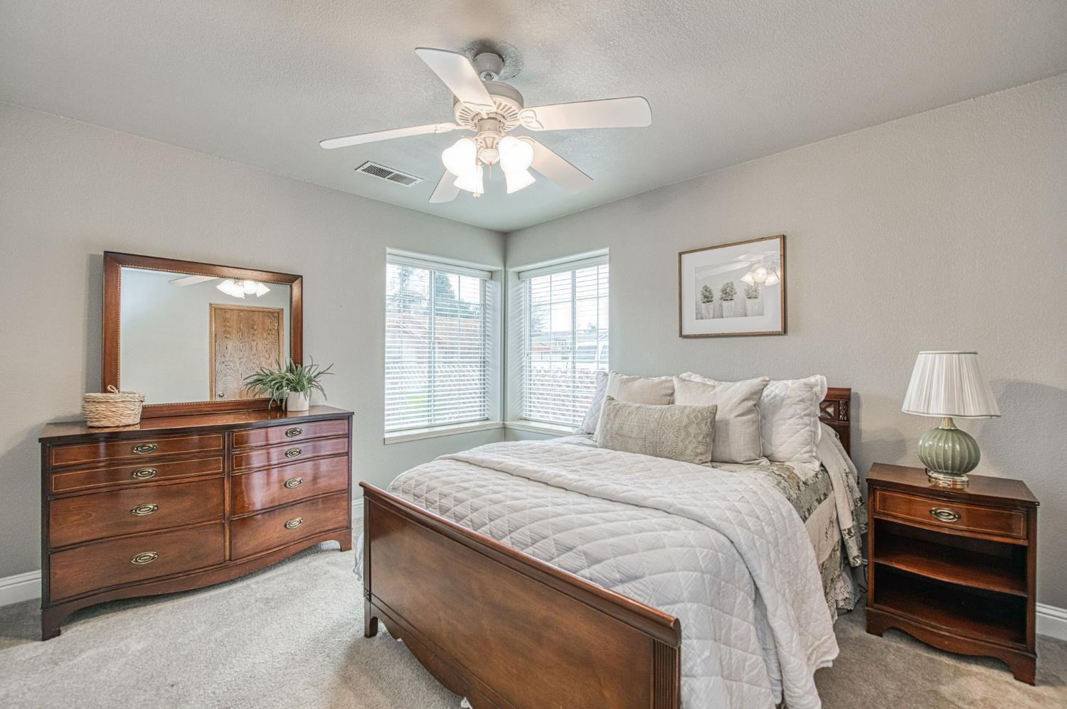 753 Bedford Ave, Clovis, CA 93611