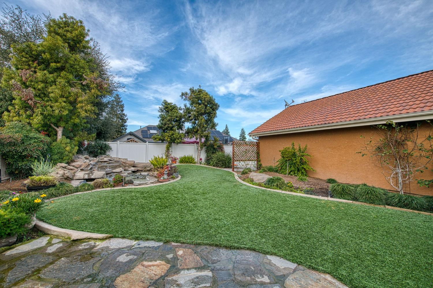 753 Bedford Ave, Clovis, CA 93611