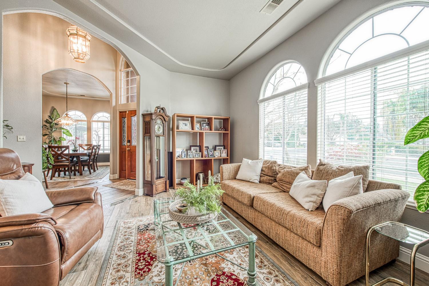 753 Bedford Ave, Clovis, CA 93611