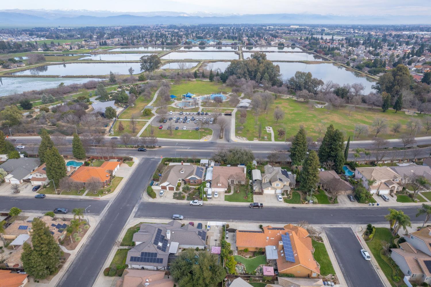 753 Bedford Ave, Clovis, CA 93611