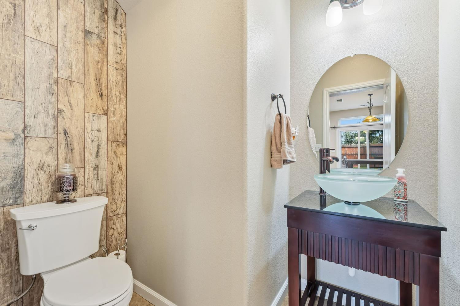 2871 Wrenwood Ave, Clovis, CA 93611