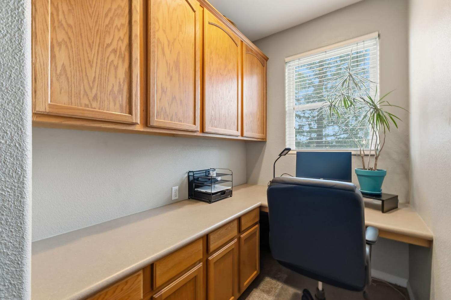 2871 Wrenwood Ave, Clovis, CA 93611