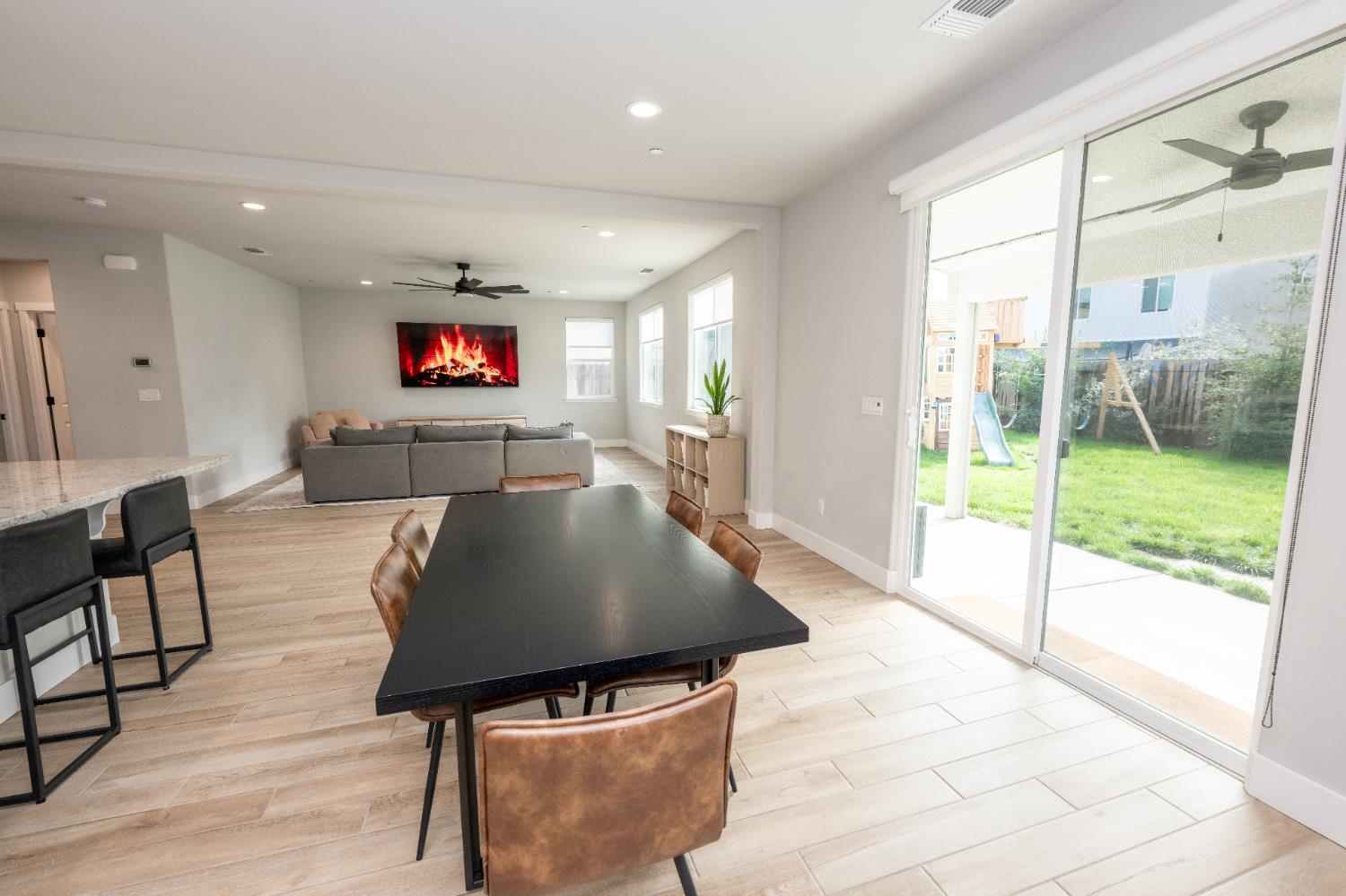 3970 Mitchell Ave, Clovis, CA 93619