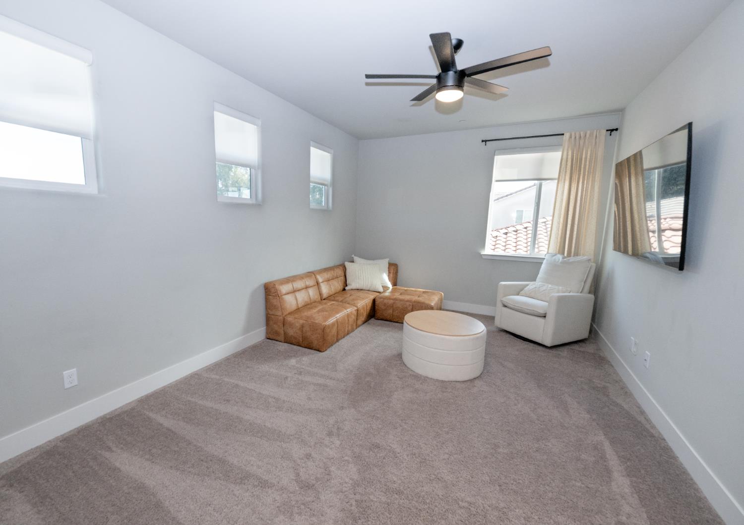 3970 Mitchell Ave, Clovis, CA 93619