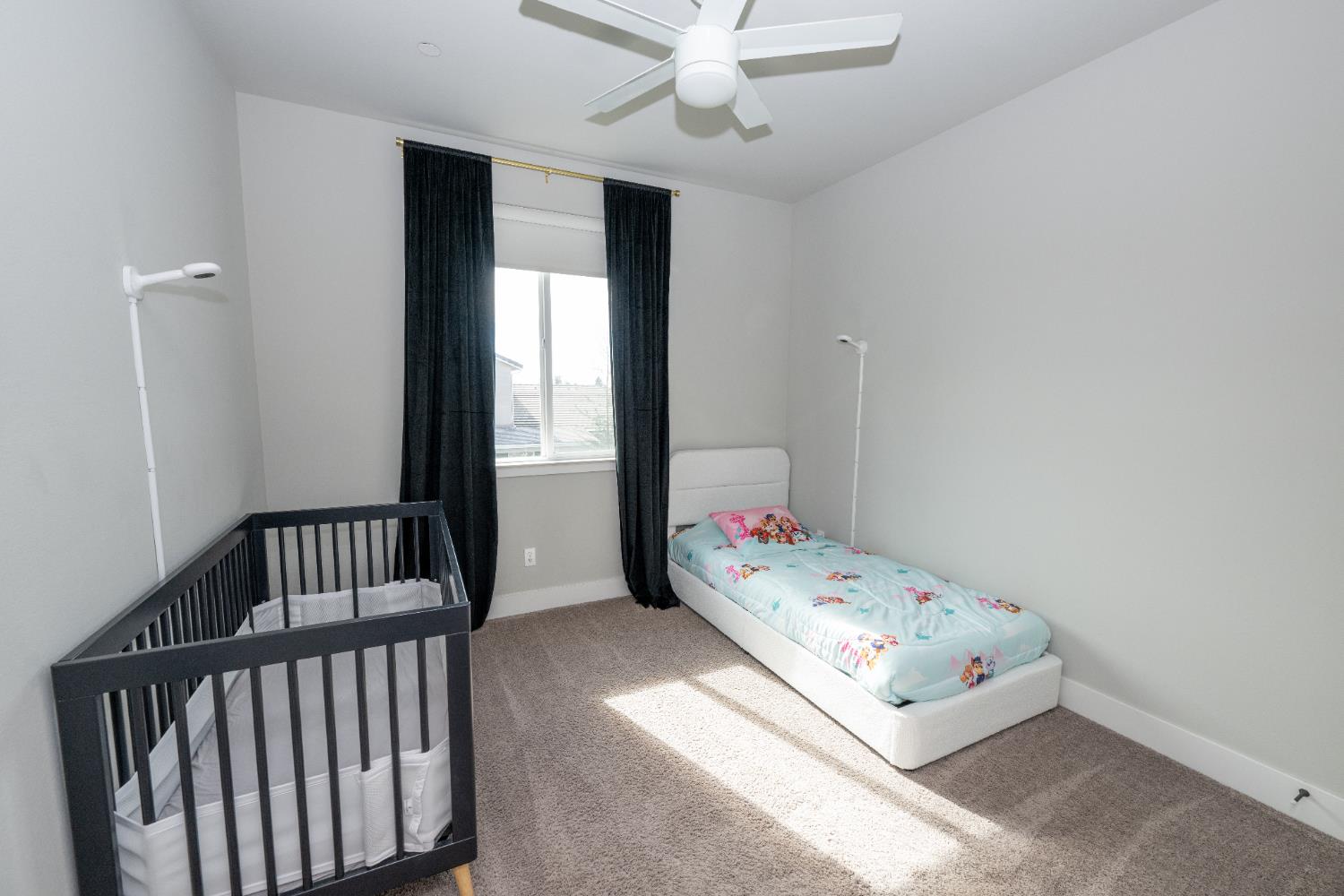 3970 Mitchell Ave, Clovis, CA 93619