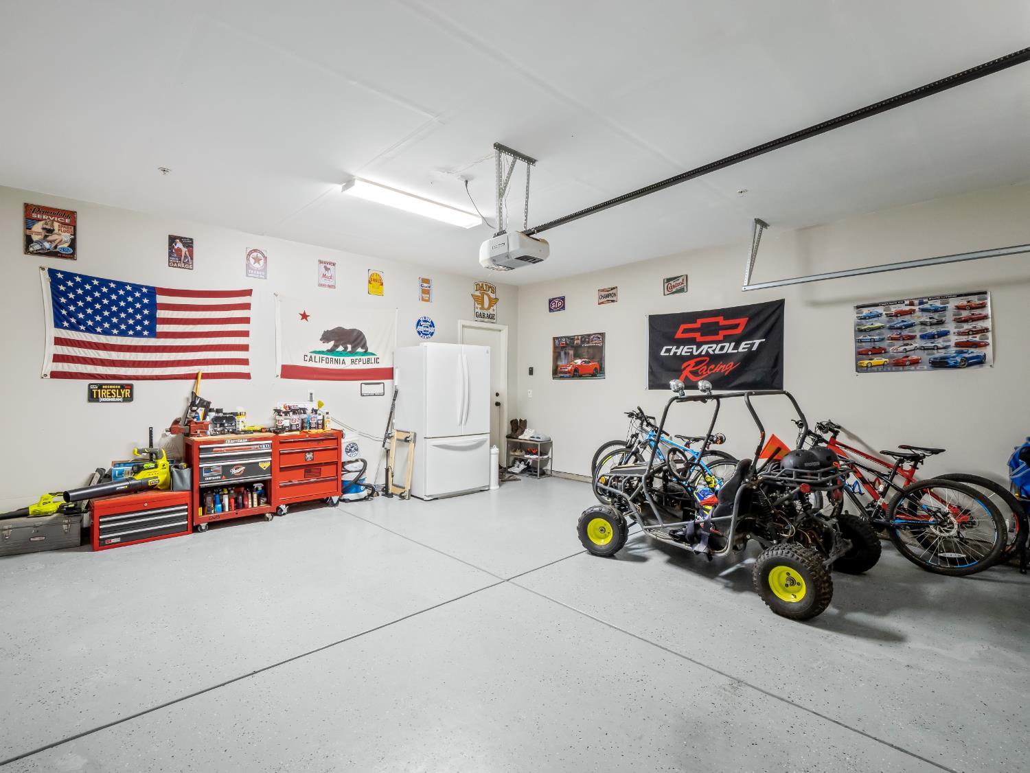 1719 N Whitmore Ave, Clovis, CA 93619