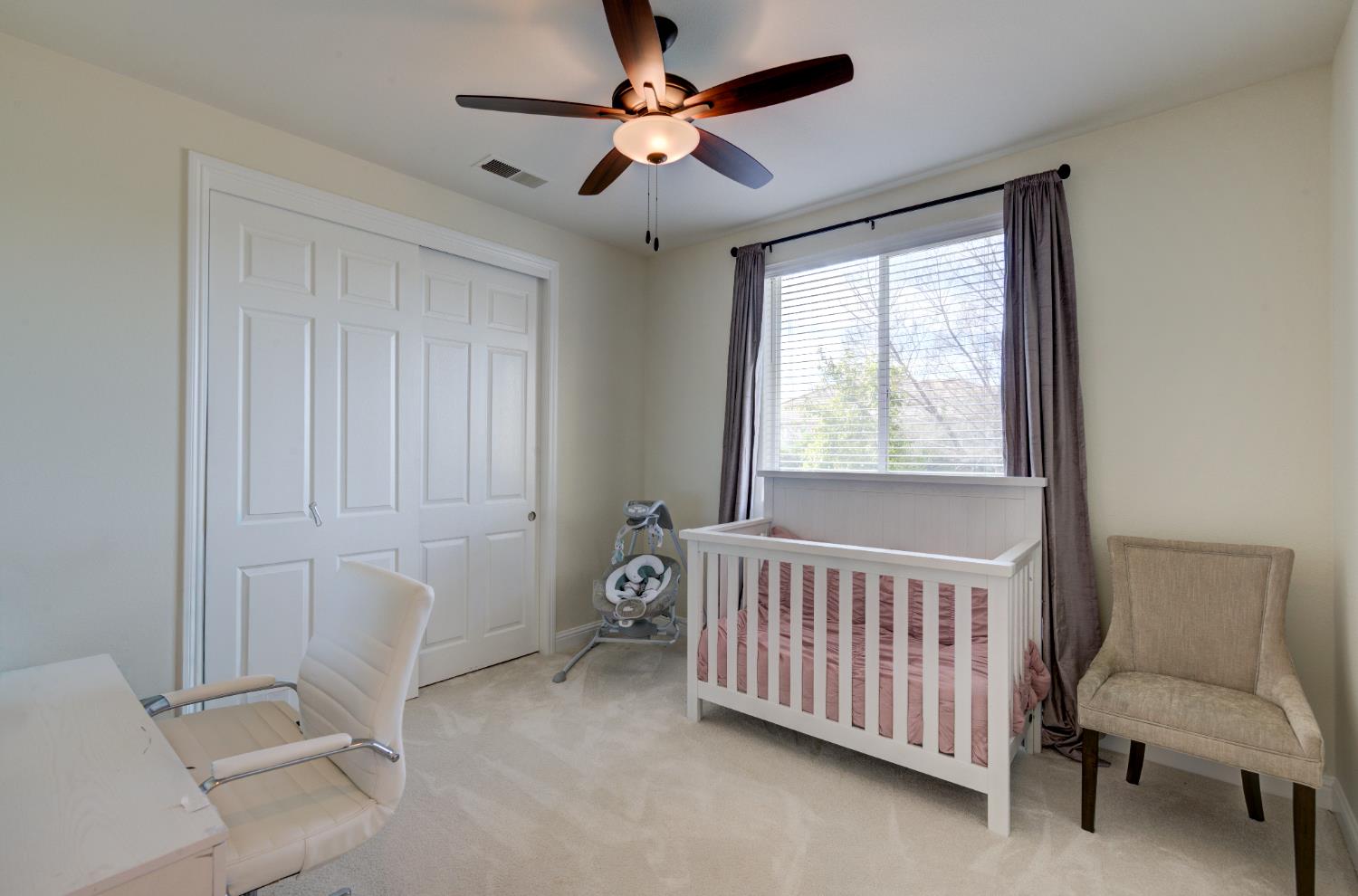 13209 E Falcon Meadow Ln, Clovis, CA 93619