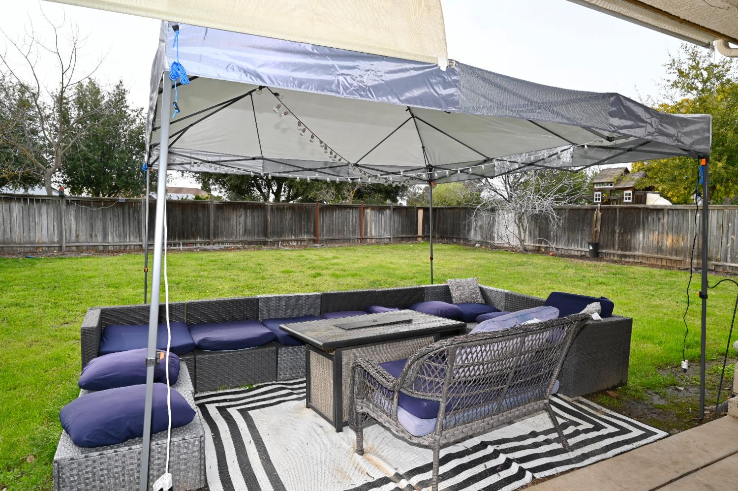 4793 N Emerald Peak Dr, Clovis, CA 93619