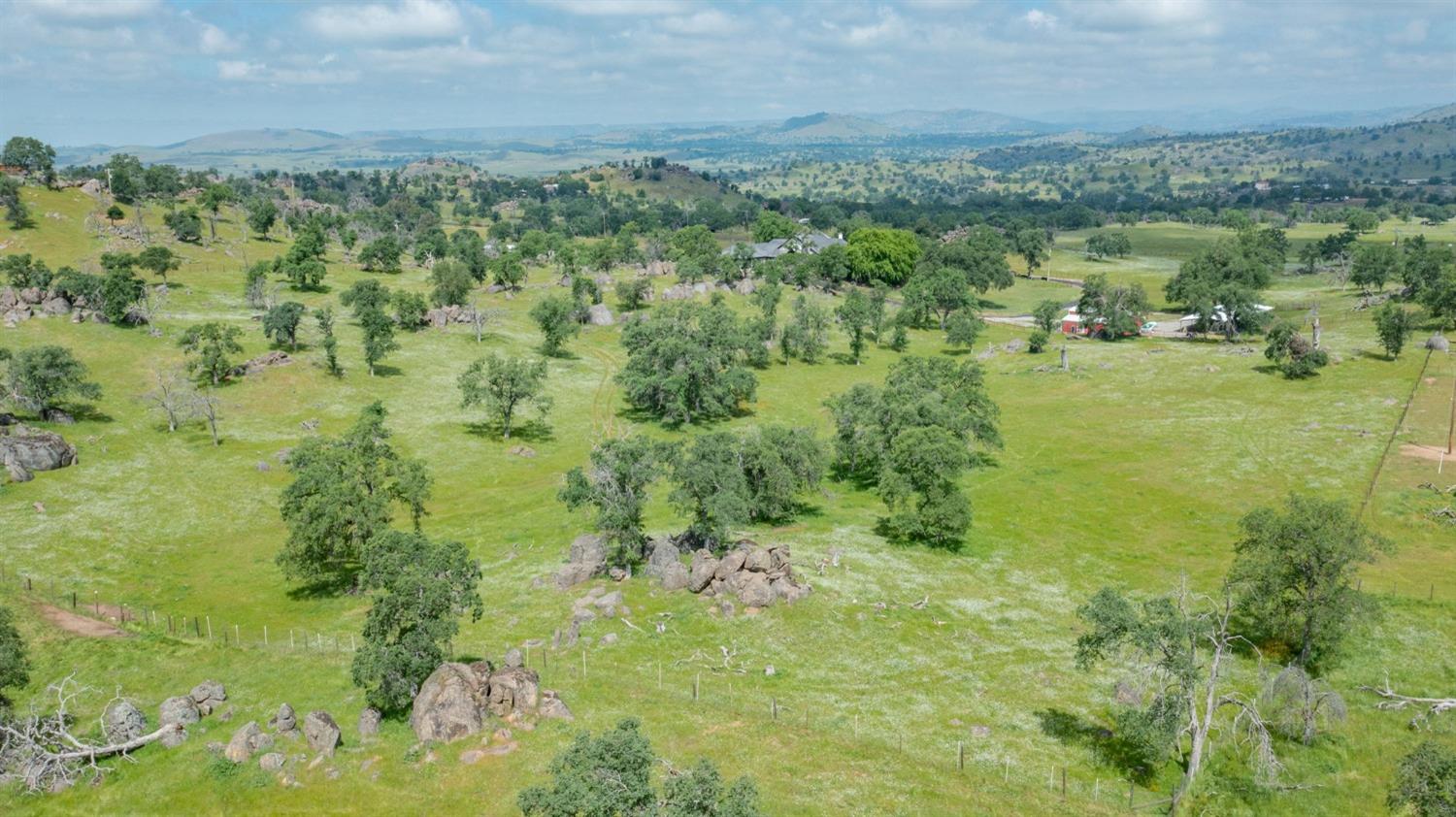 17159 Coyote Pass Ln, Clovis, CA 93619