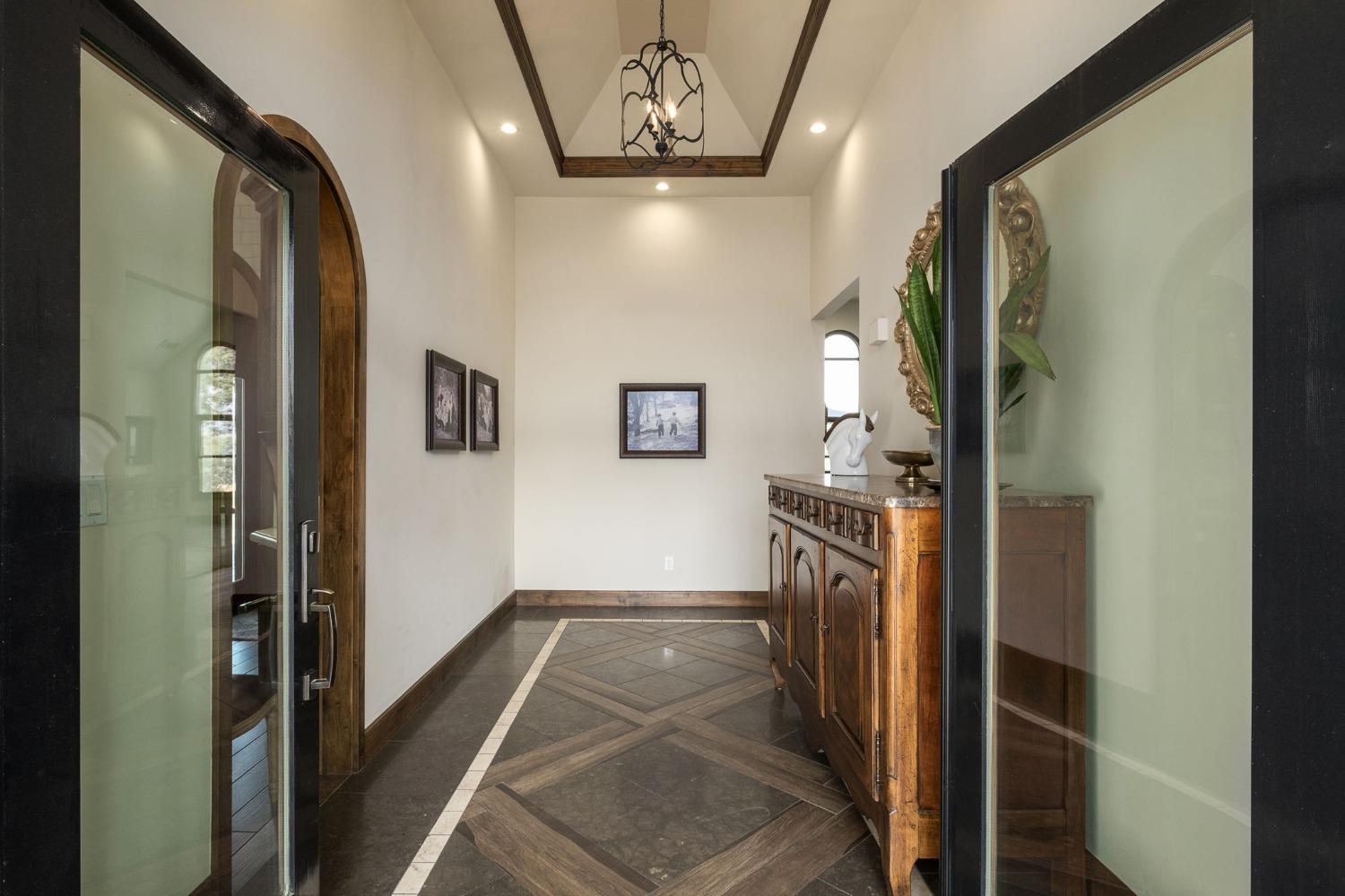 17159 Coyote Pass Ln, Clovis, CA 93619