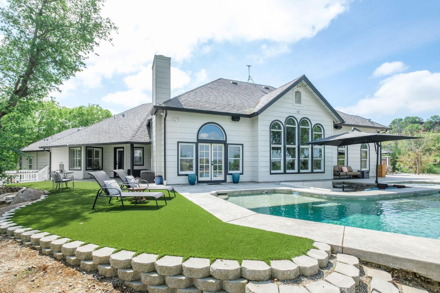 17159 Coyote Pass Ln, Clovis, CA 93619