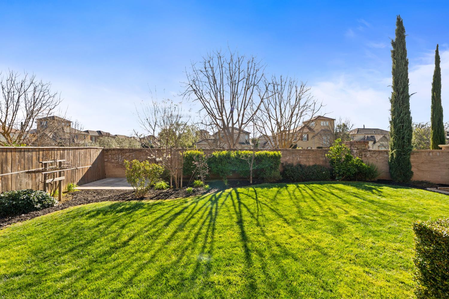 1814 N Notting Hill Ln, Clovis, CA 93619