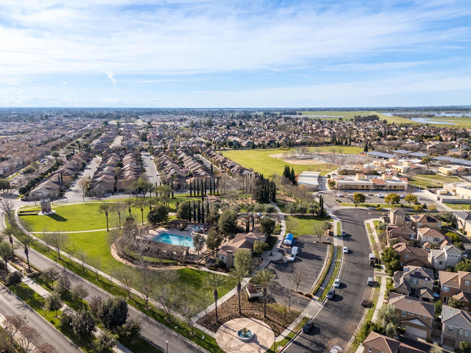 1814 N Notting Hill Ln, Clovis, CA 93619