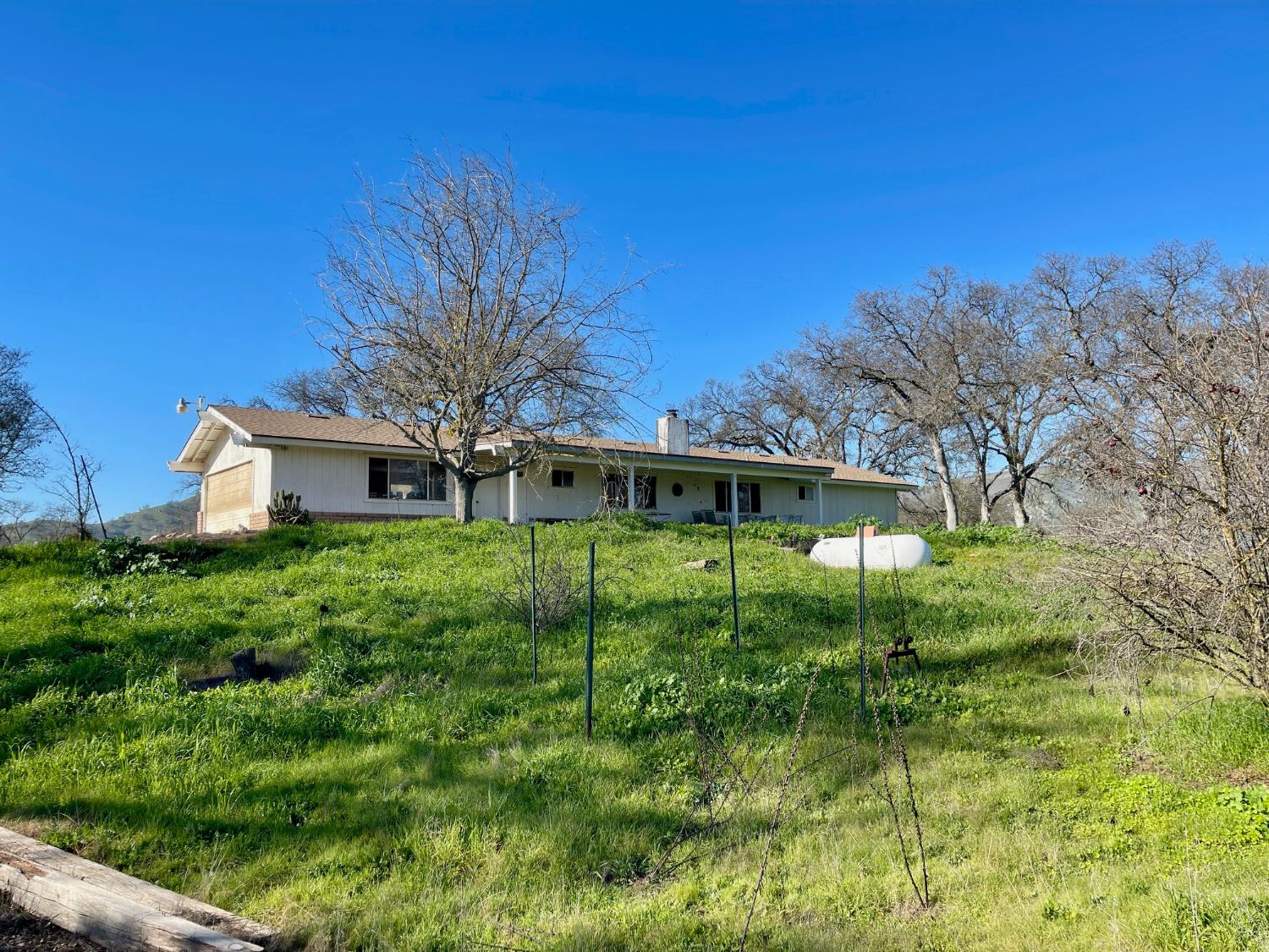 10740 Ferguson Rd, Clovis, CA 93619