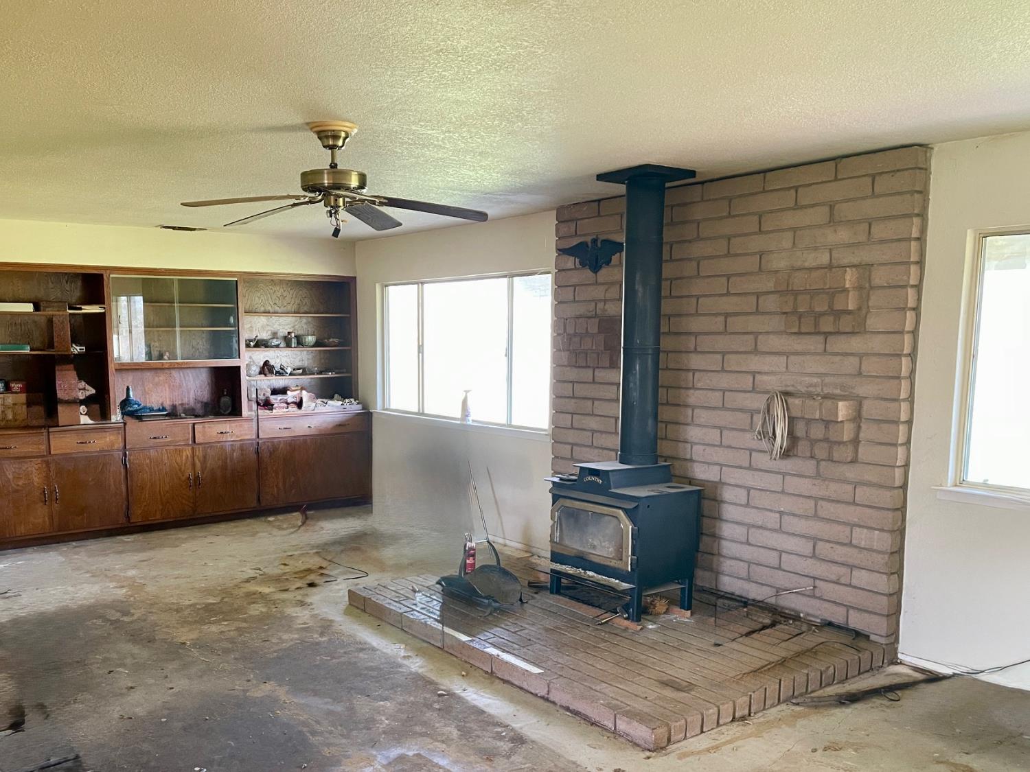 10740 Ferguson Rd, Clovis, CA 93619