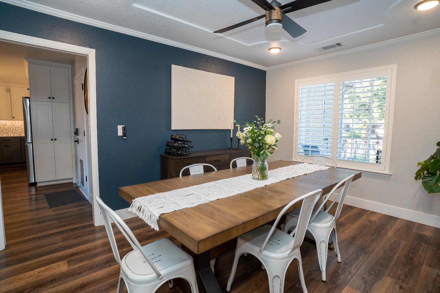 684 W Chennault Ave, Clovis, CA 93611