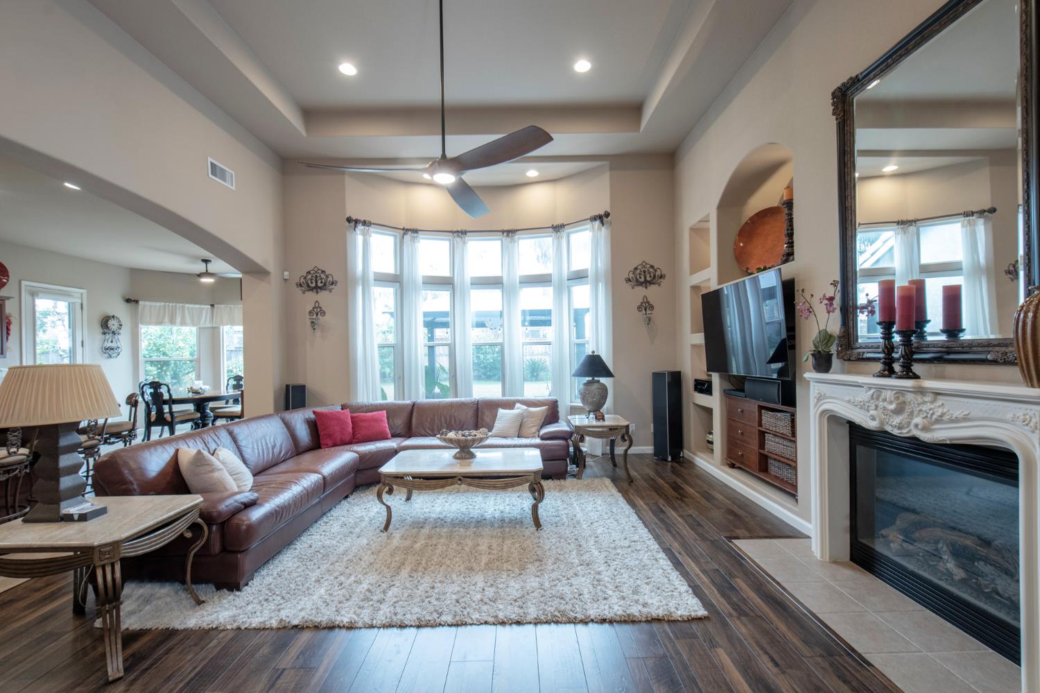 1890 N Hornet Ave, Clovis, CA 93619