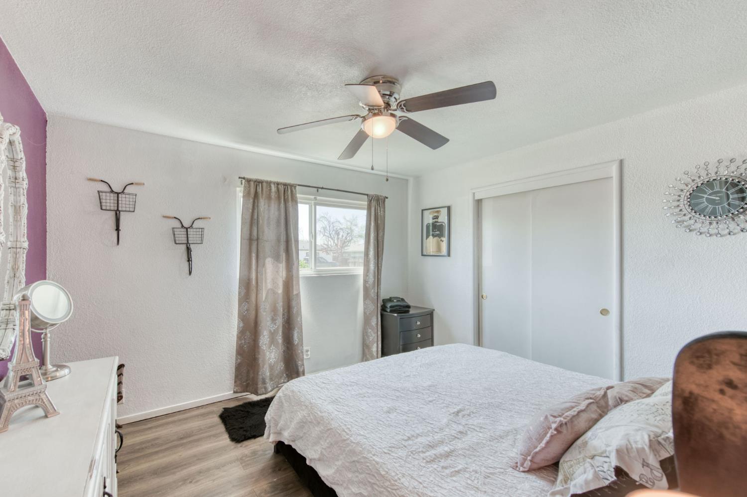 965 W Fairmont Ave, Clovis, CA 93612