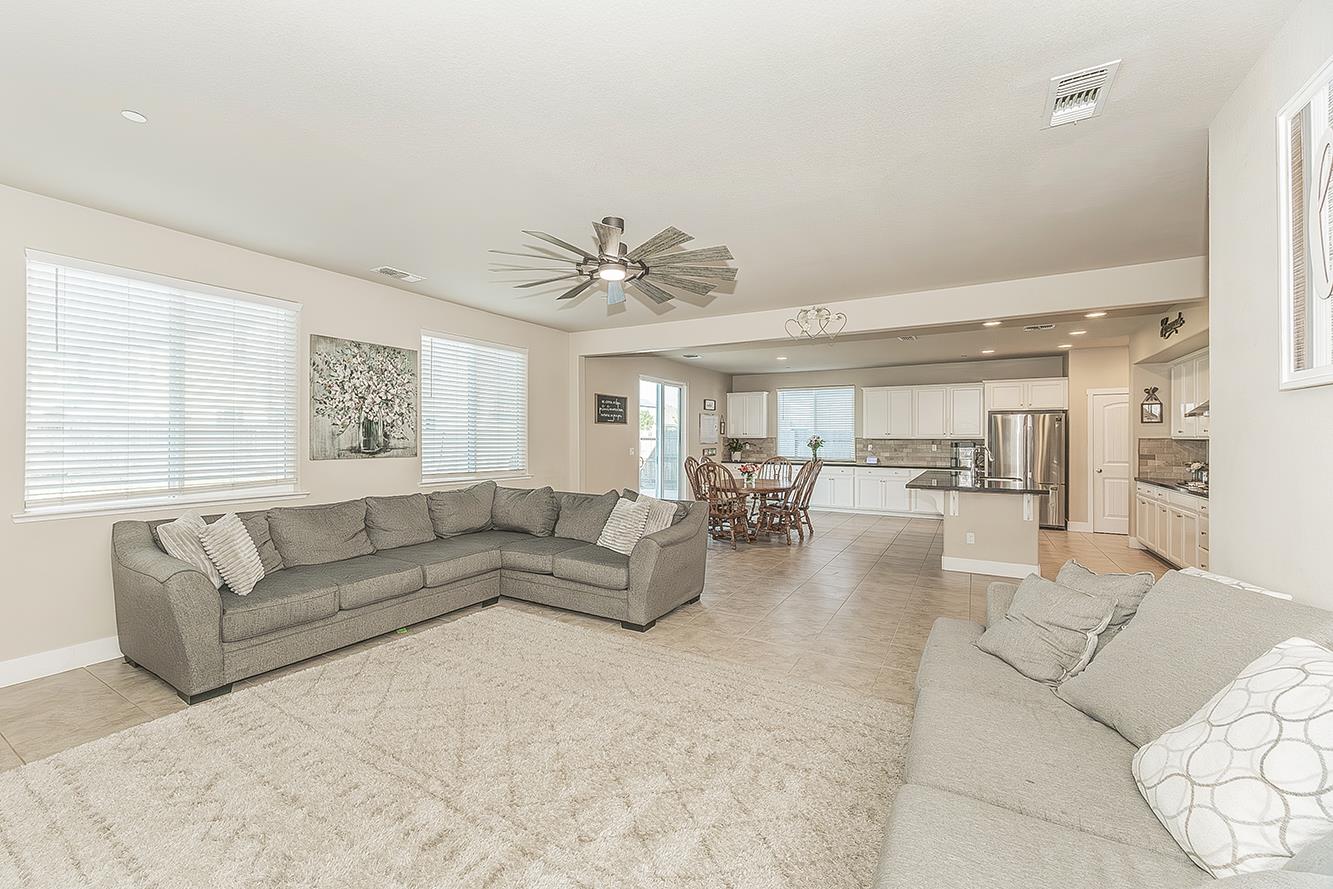 3883 Keats, Clovis, CA 93619