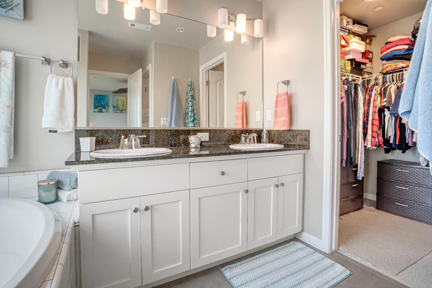 637 Soledad Ave, Clovis, CA 93619