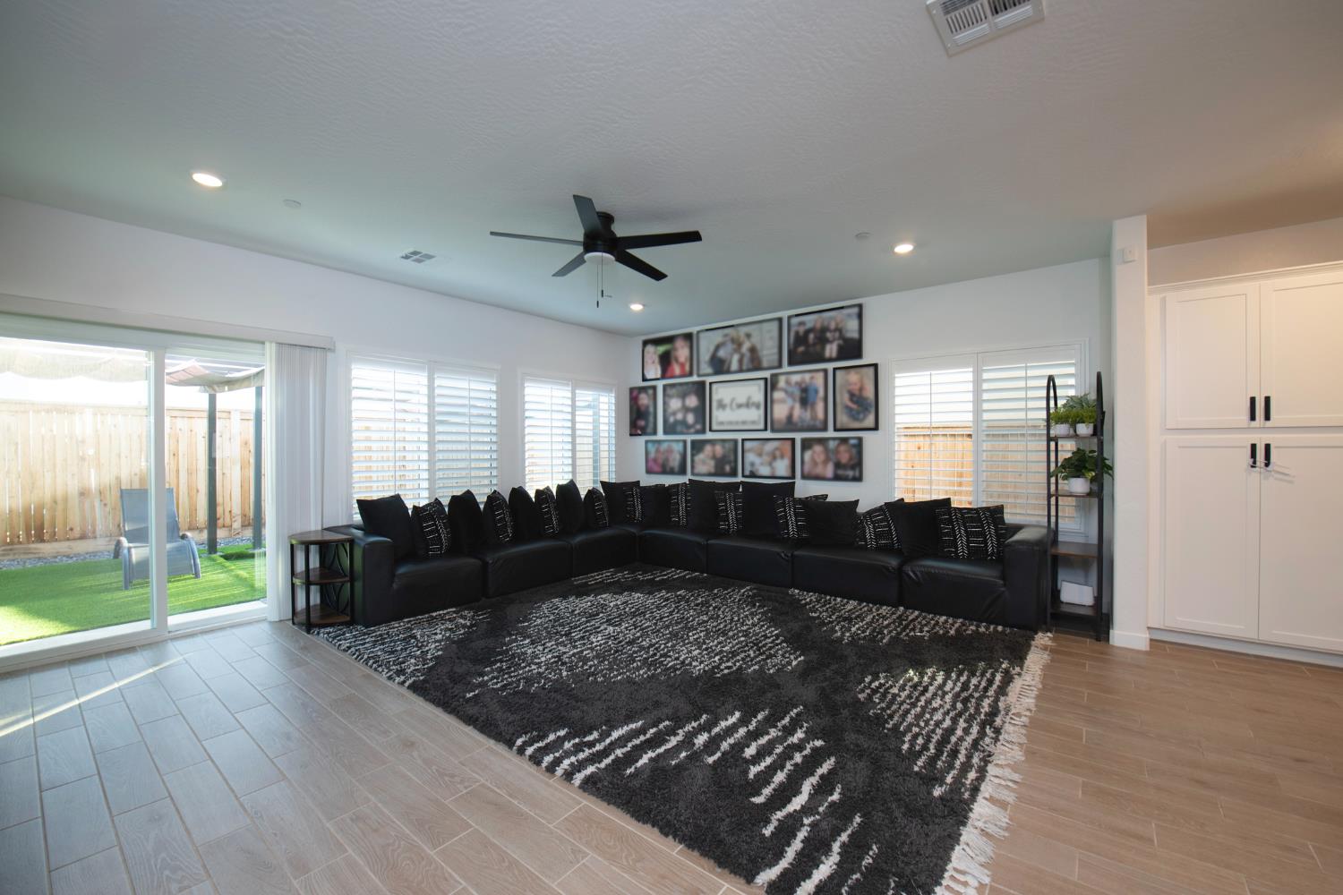 1280 Bloom Ave, Clovis, CA 93619