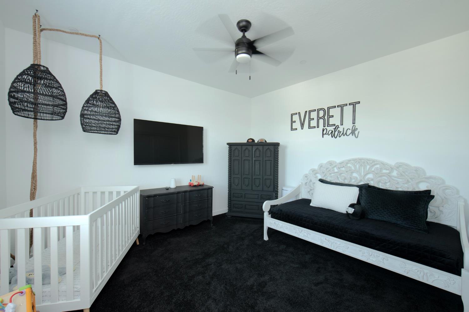 1280 Bloom Ave, Clovis, CA 93619