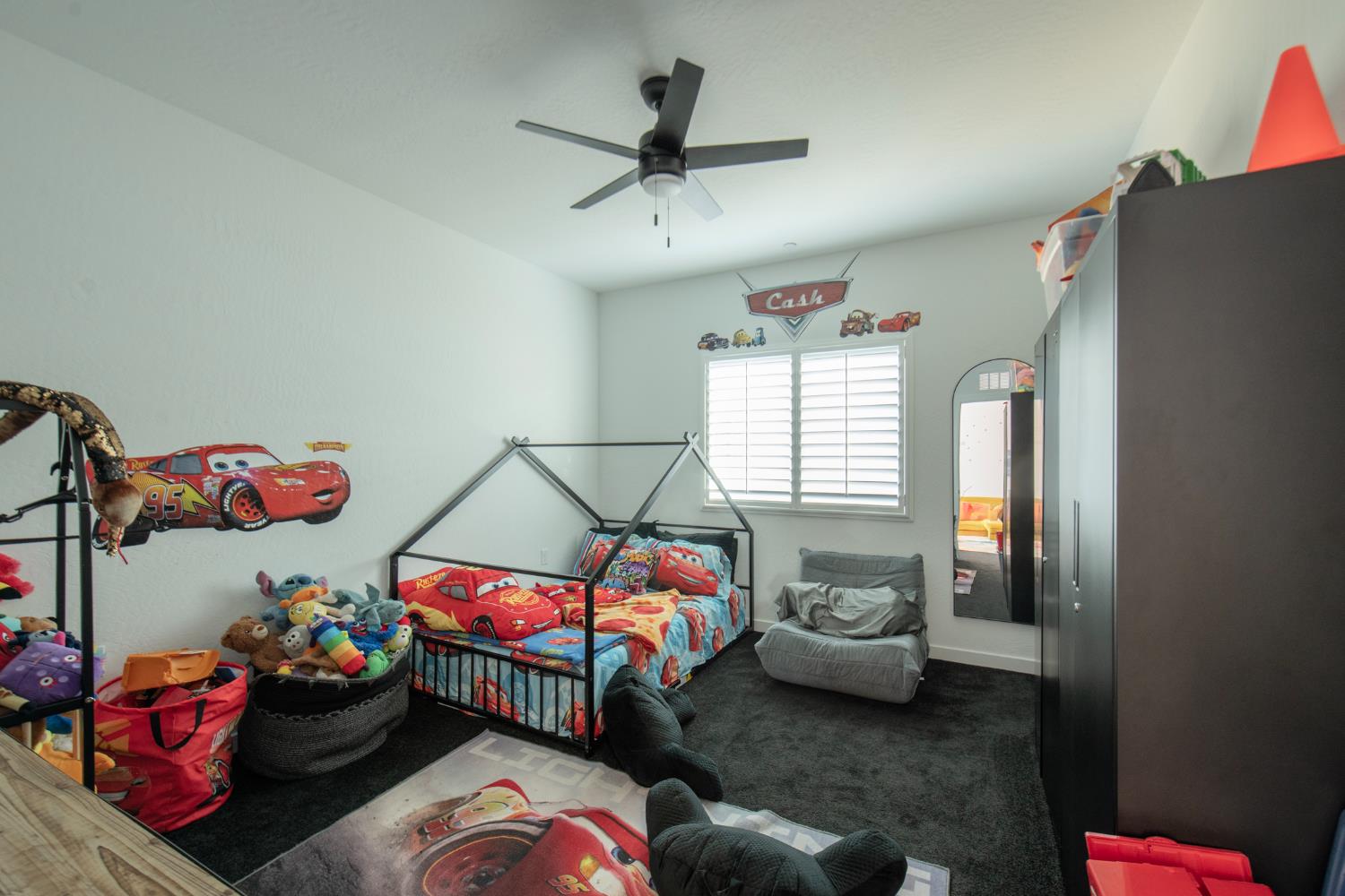 1280 Bloom Ave, Clovis, CA 93619