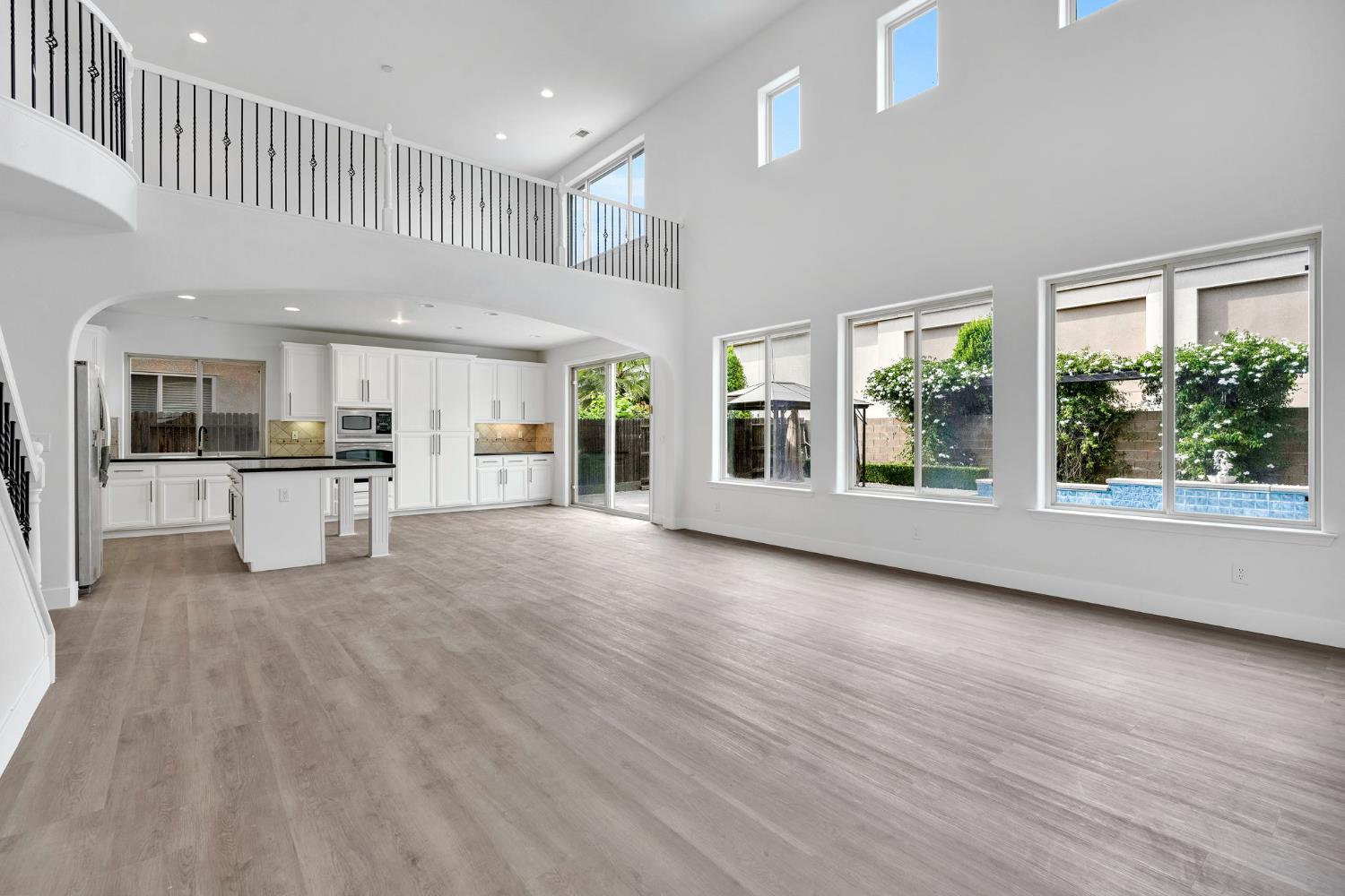 1823 Houston Ave, Clovis, CA 93619