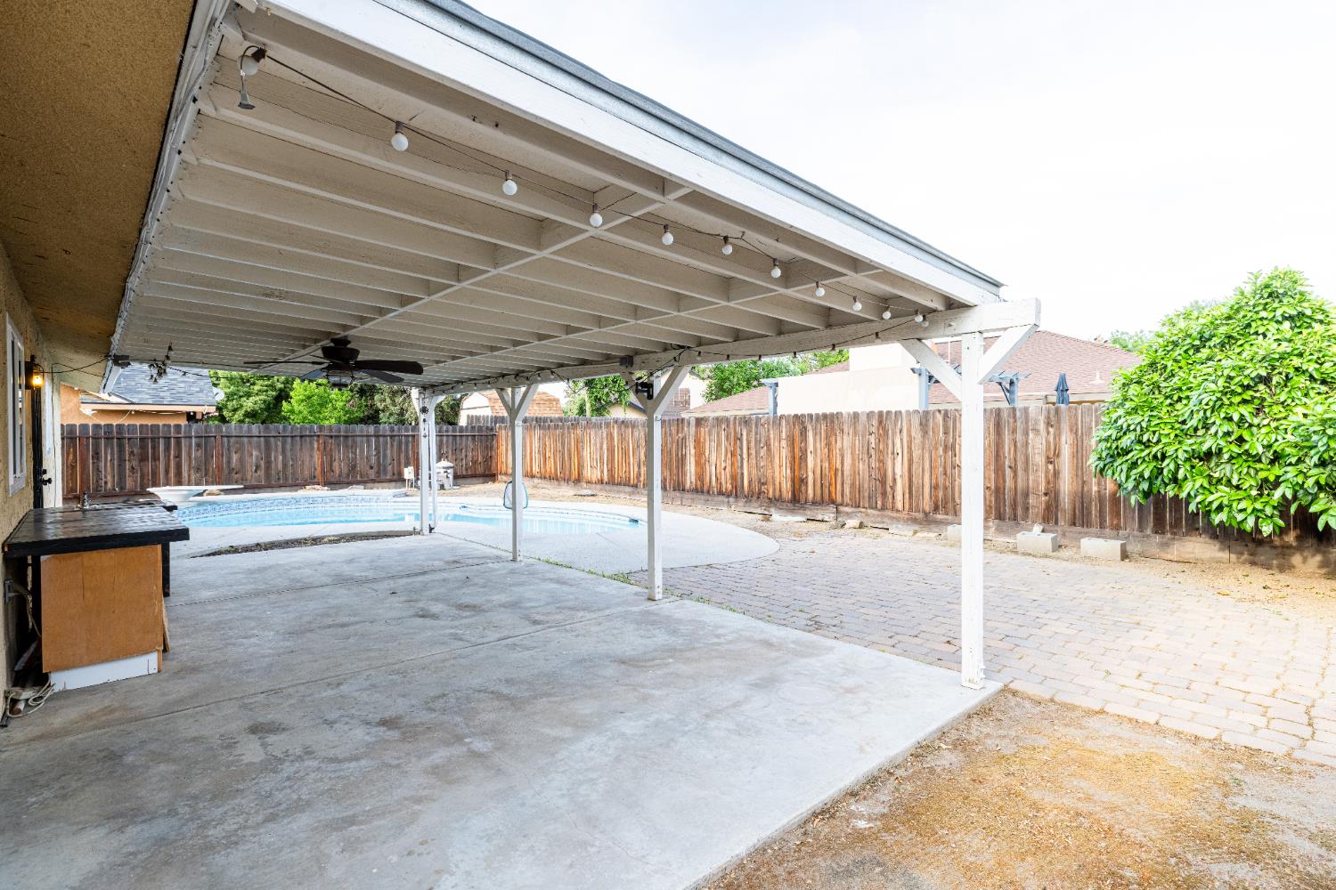 3725 Eddy Ave, Clovis, CA 93612