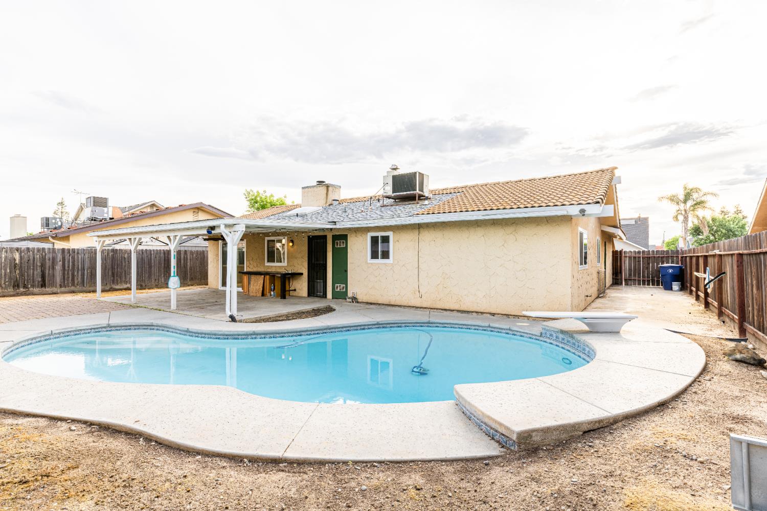 3725 Eddy Ave, Clovis, CA 93612