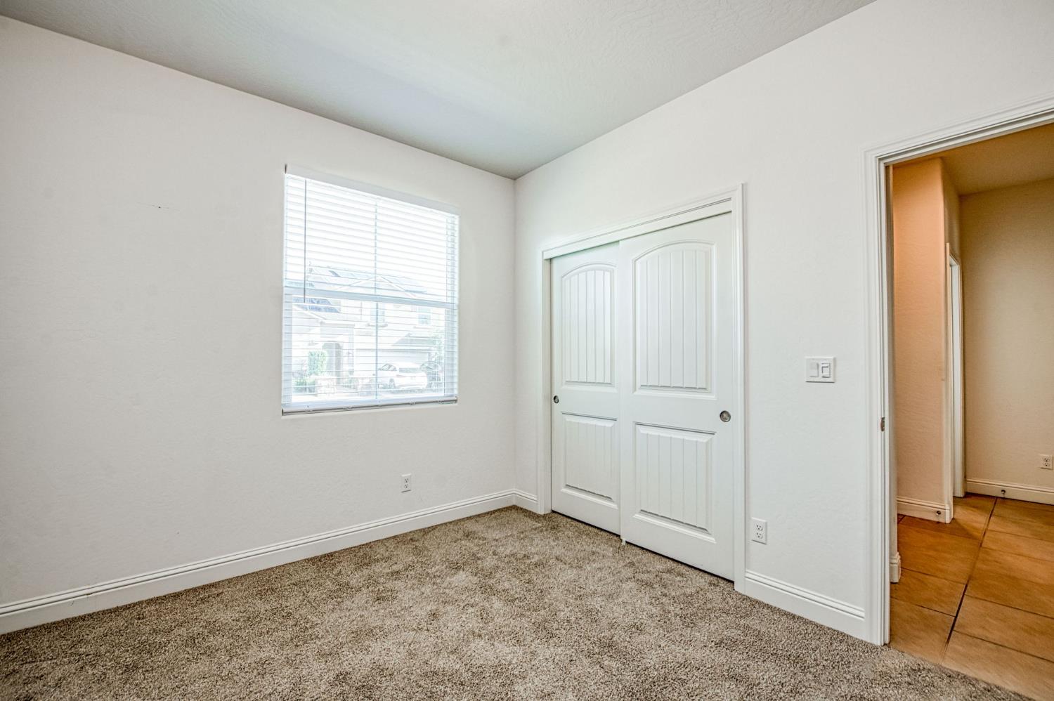 3852 Morris Ave, Clovis, CA 93619