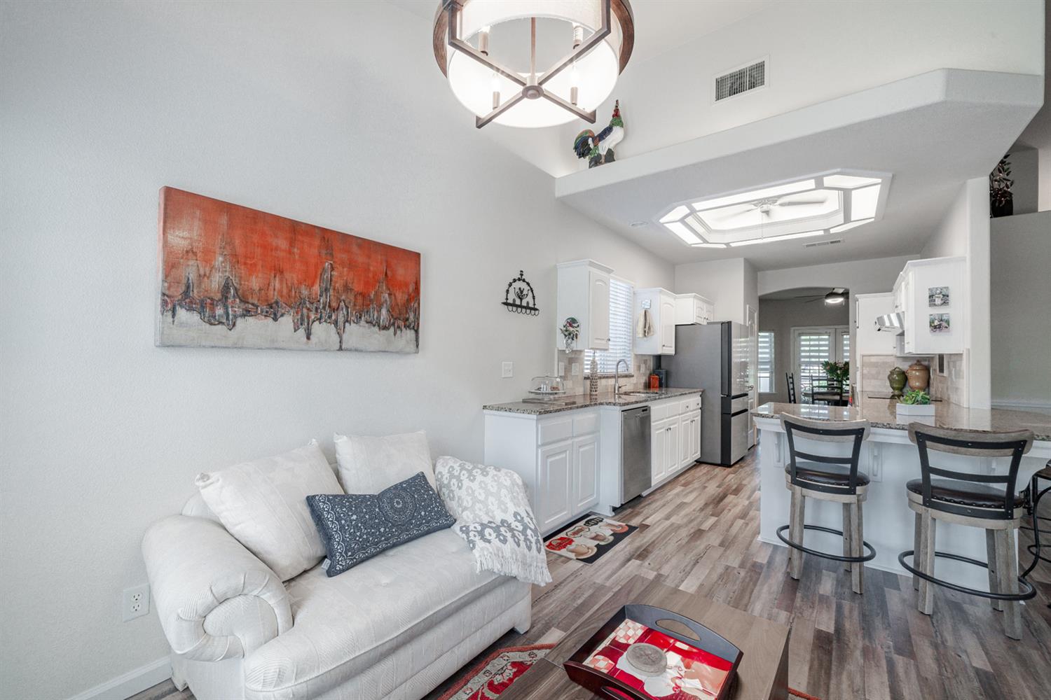 1774 N Homsy Ave, Clovis, CA 93619