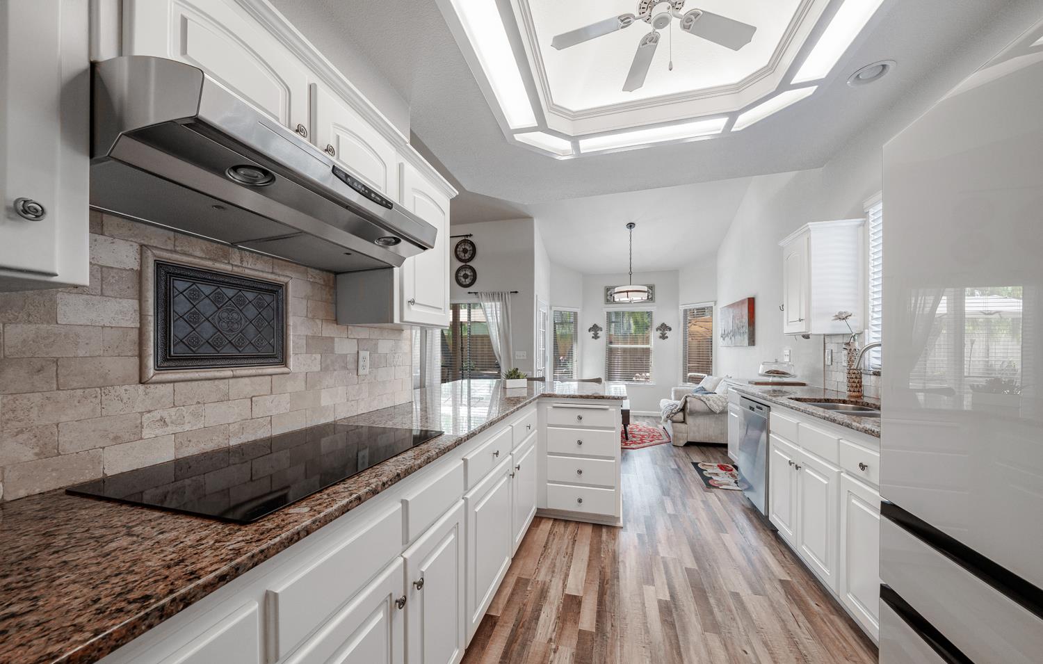 1774 N Homsy Ave, Clovis, CA 93619