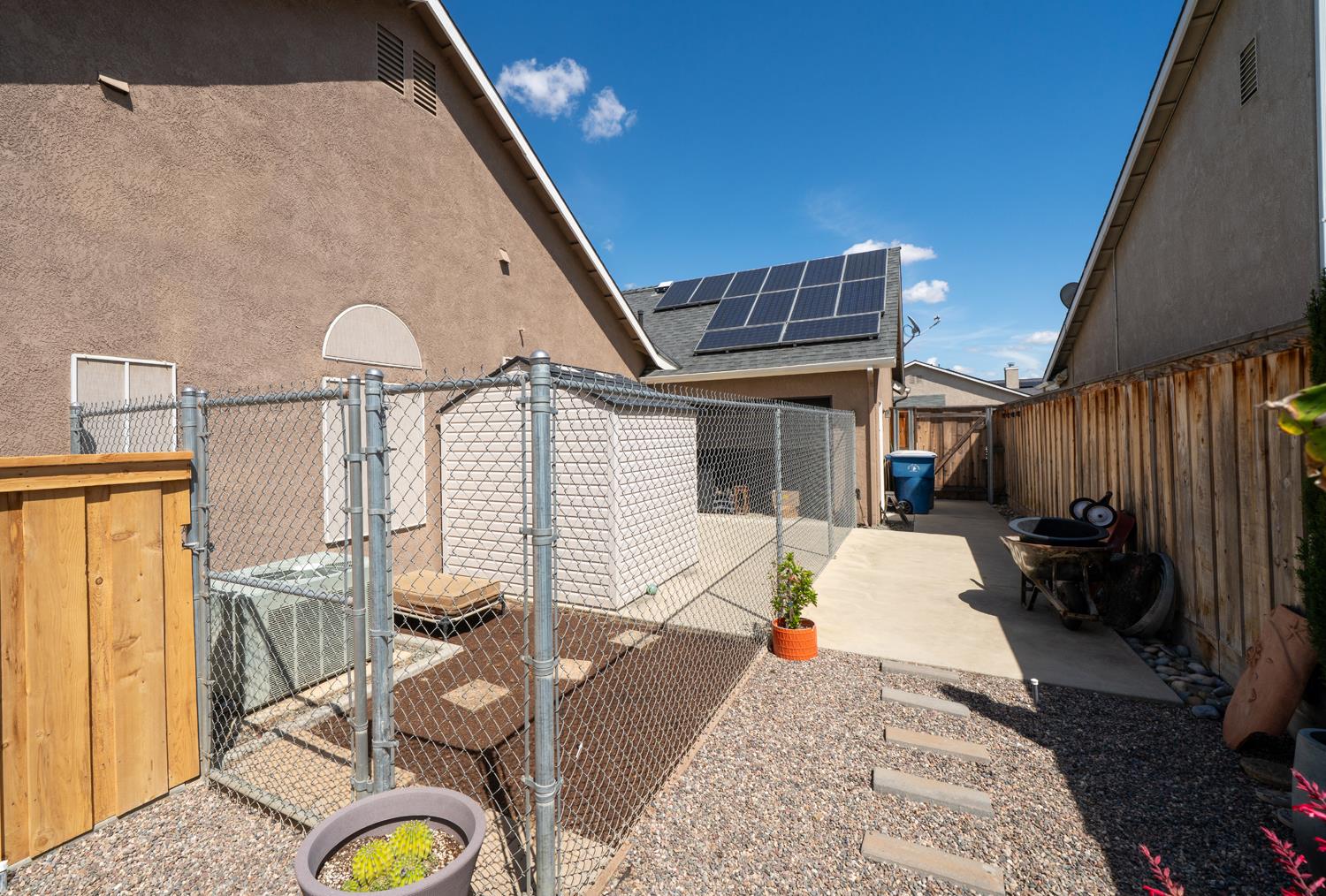 1774 N Homsy Ave, Clovis, CA 93619