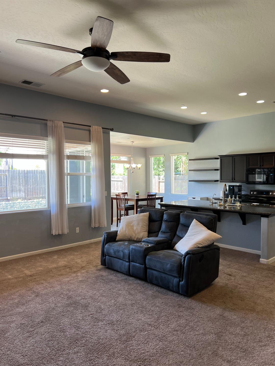 3742 Wrenwood Ave, Clovis, CA 93619