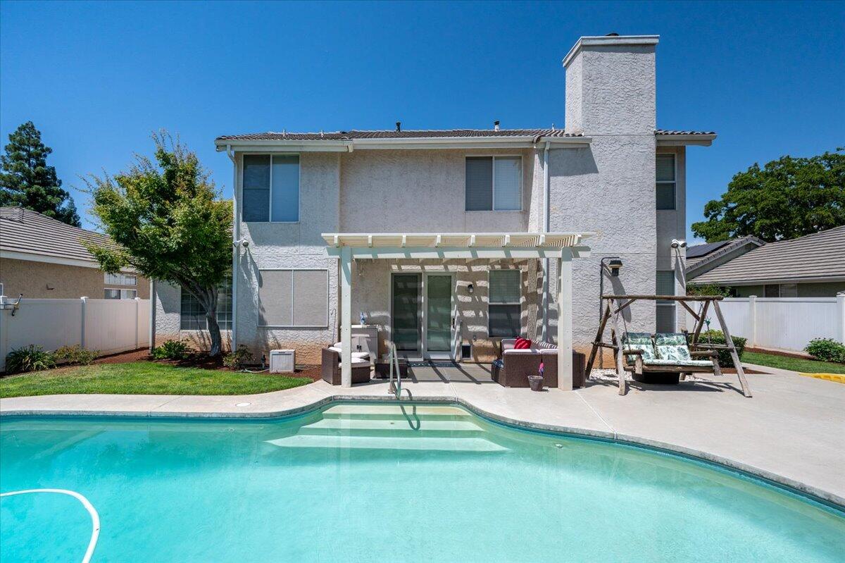 2162 Decatur Ave, Clovis, CA 93611